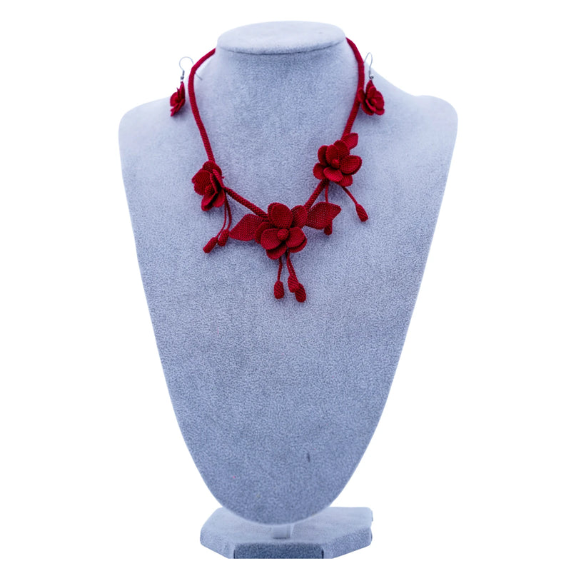 İğne Oyası Küpe ve Kolye Takımı